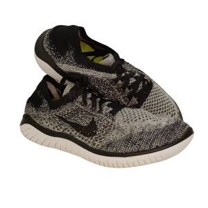 Nike Free Run RN Flyknit Oreo Womens Sneakers Size 6.5